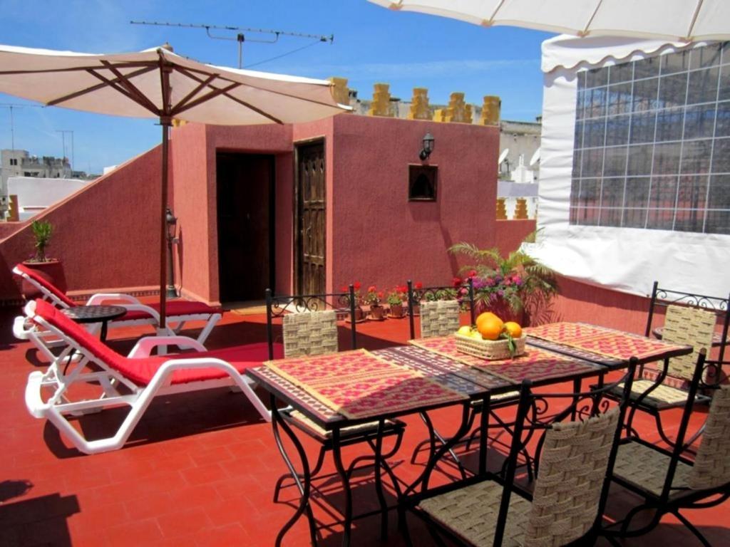 Dar Yanis Riad